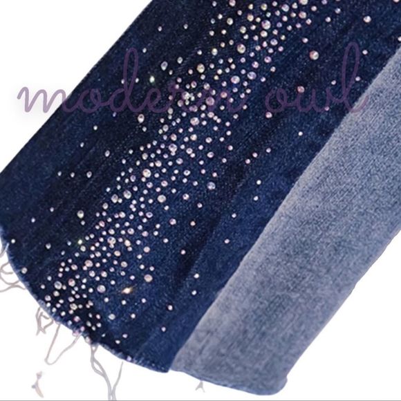 Premium Quality DENIM with side Decor - Picture 6 of 7